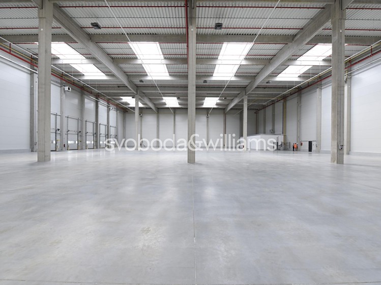 Комерційне приміщення в оренду, 4 620 м² (8 з 15)