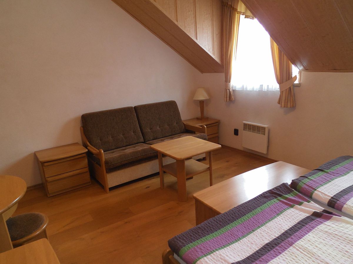 Pronájem bytu 1+kk 23 m² – fotografie 2