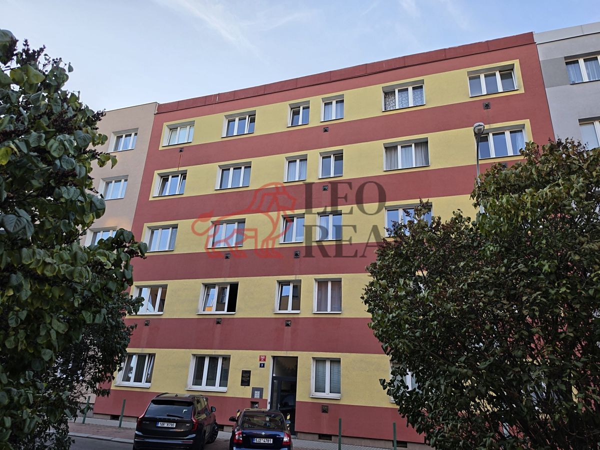 Pronájem bytu 2+kk 55 m² – fotografie 3