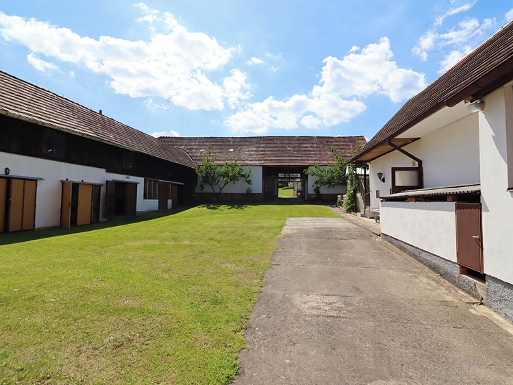 Haus zum Kauf, 171 m² (2 von 29)