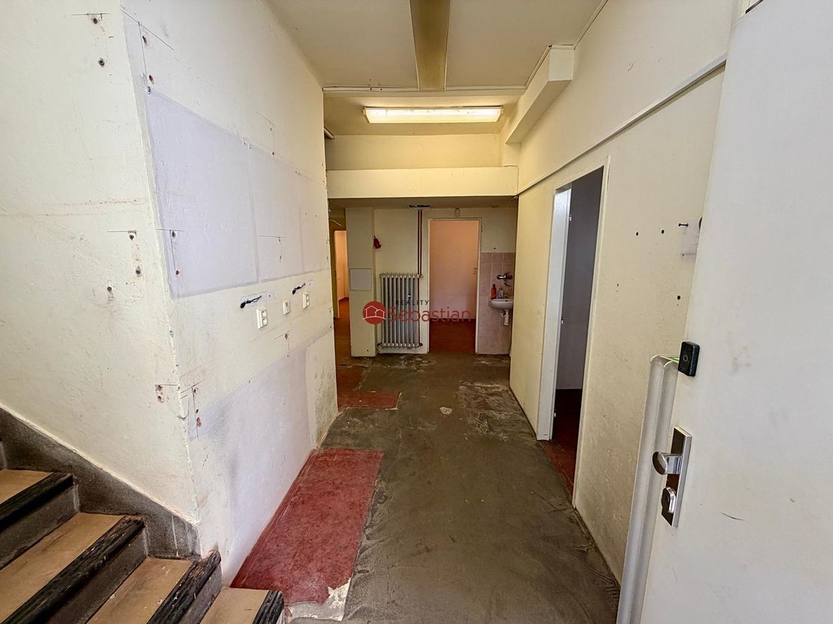 Pronájem komerční nemovitosti 66 m² – fotografie 5