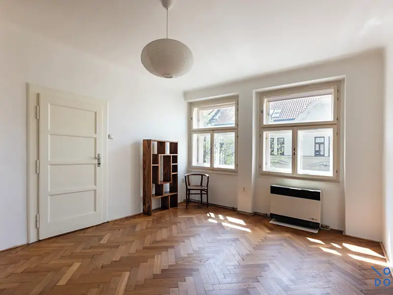 Pronájem bytu 2+kk 52 m², Praha – náhled fotky 1