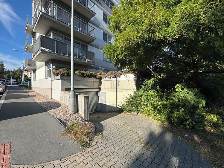 Квартира 2+kk на продаж, 85 м² (31 з 33)