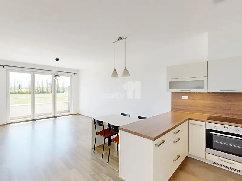 Prodej bytu 3+kk 82 m², Praha – náhled fotky 1