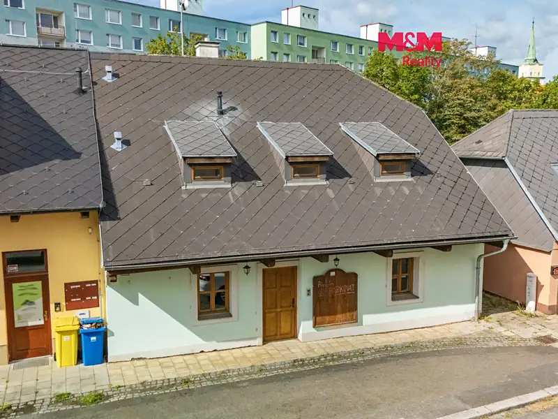 Prodej rodinného domu 173 m², pozemek 218 m², Rokycany – náhled fotky 1
