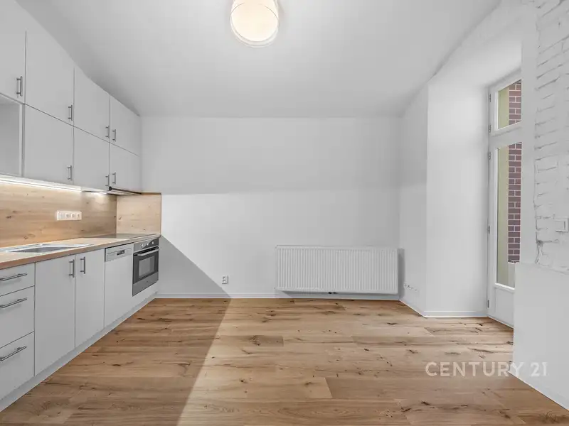 Pronájem bytu 2+kk 50 m², Praha – náhled fotky 2
