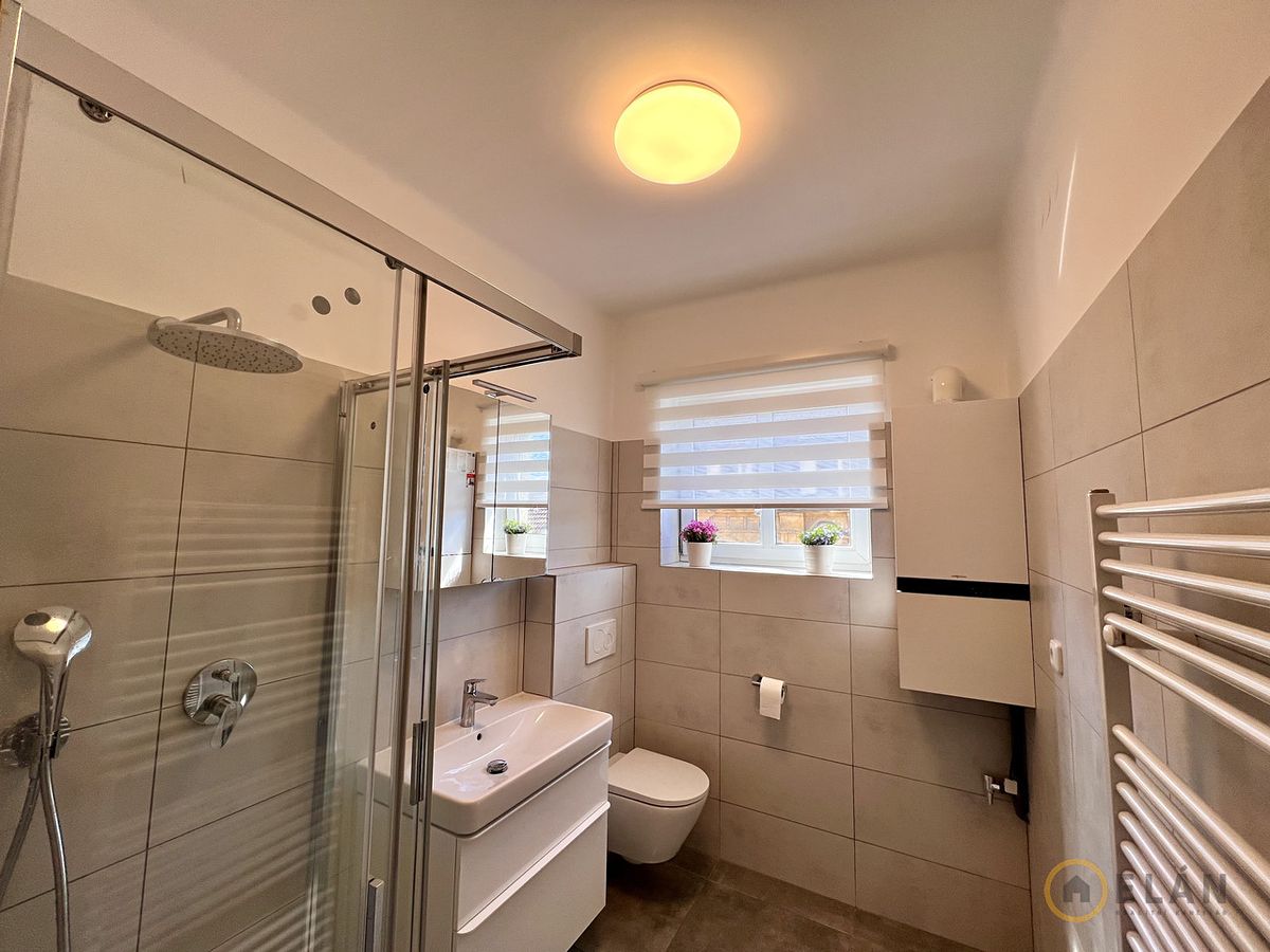 Pronájem bytu 2+kk 51 m² – fotografie 3