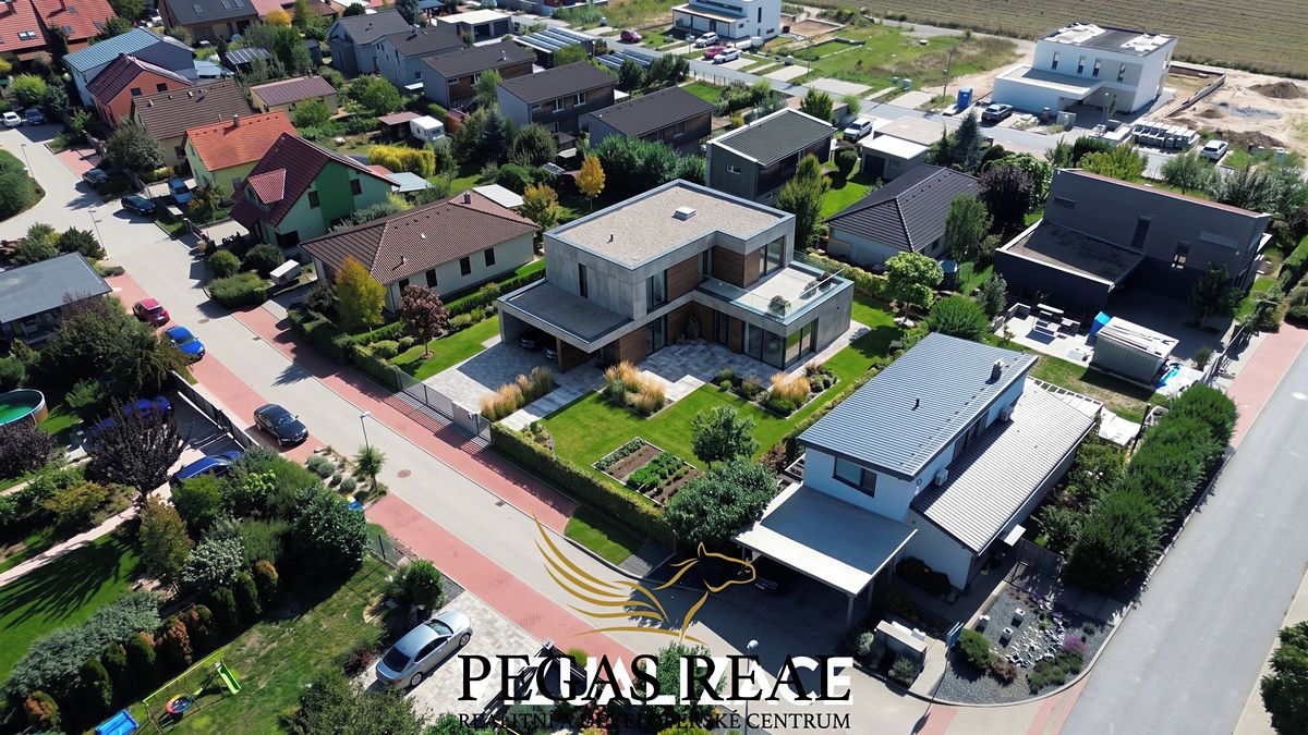 Prodej stavebního pozemku 1123 m² – fotografie 3