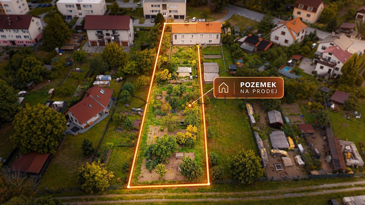 Prodej rodinného domu 180 m², pozemek 1451 m² – fotografie 2