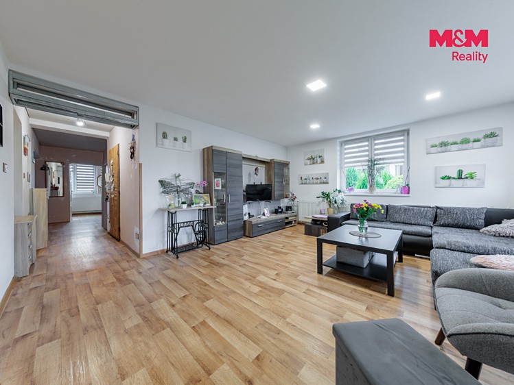Комерційне приміщення на продаж, 330 м² (2 з 30)