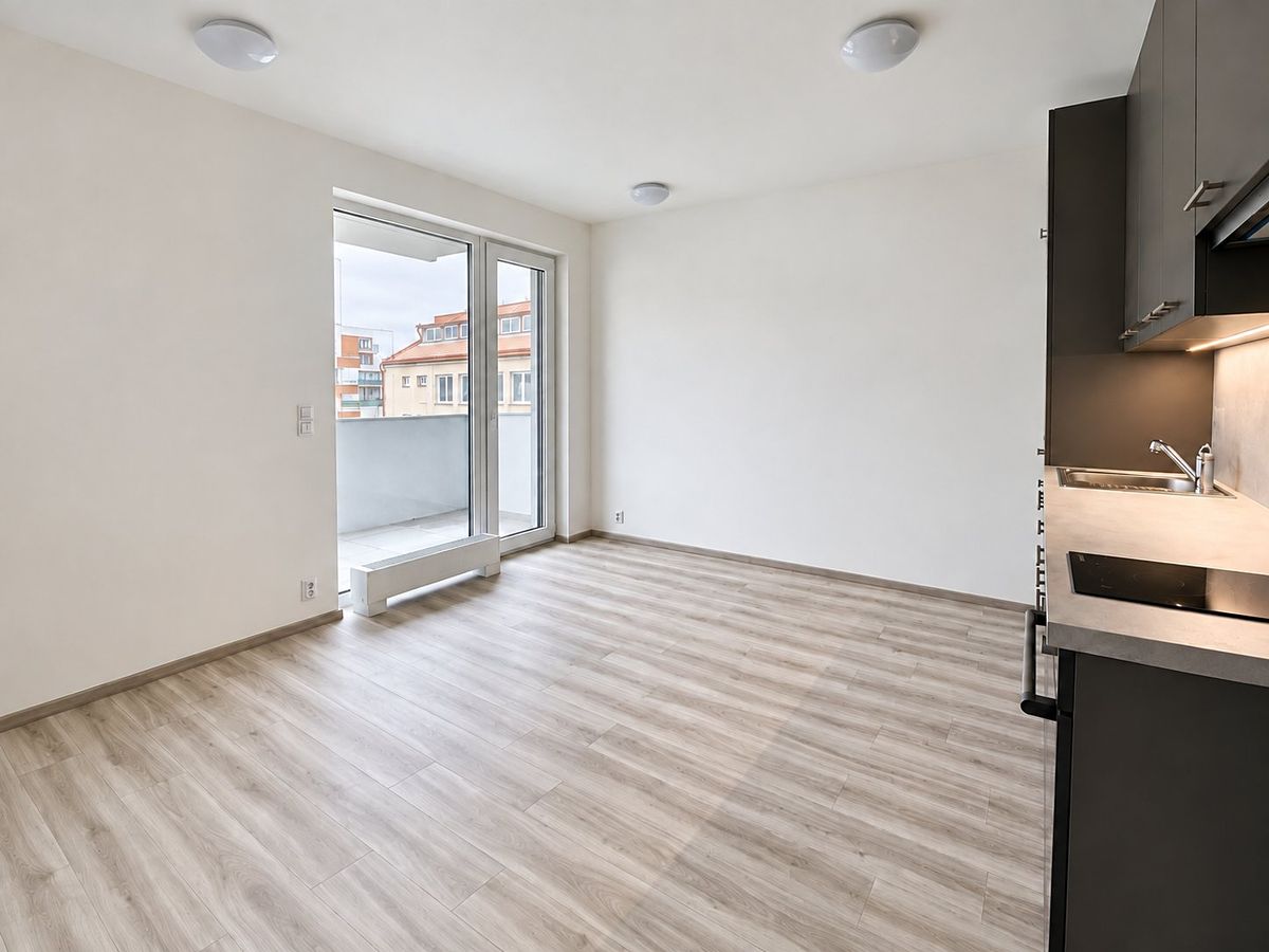 Pronájem bytu 1+kk 33 m²