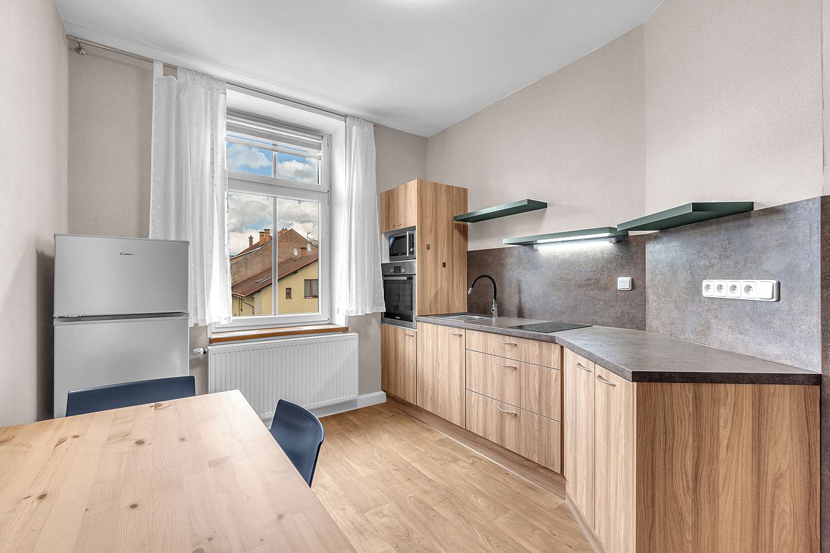 Pronájem bytu 1+kk 37 m²