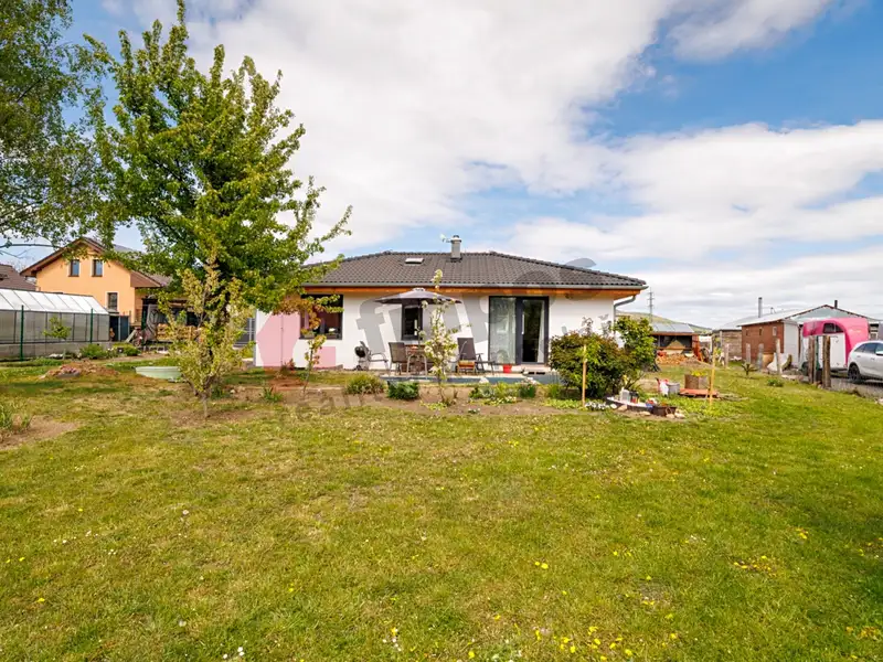 Prodej rodinného domu 66 m², pozemek 1253 m², Dubí – náhled fotky 3