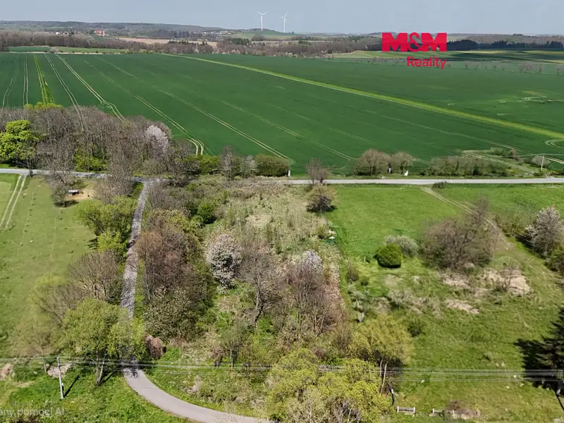 Prodej stavebního pozemku 1287 m², Liptaň – náhled fotky 1