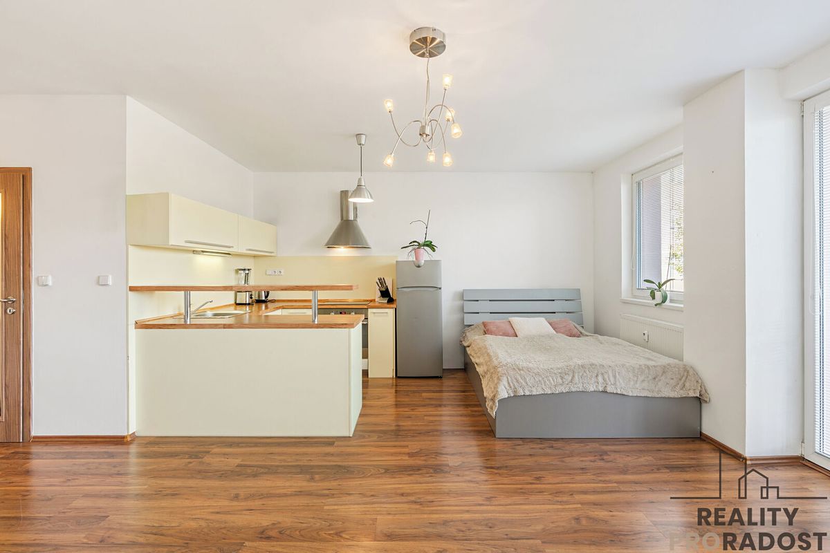 Prodej bytu 1+kk 35 m² – fotografie 2