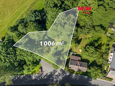 Prodej stavebního pozemku 1006 m²