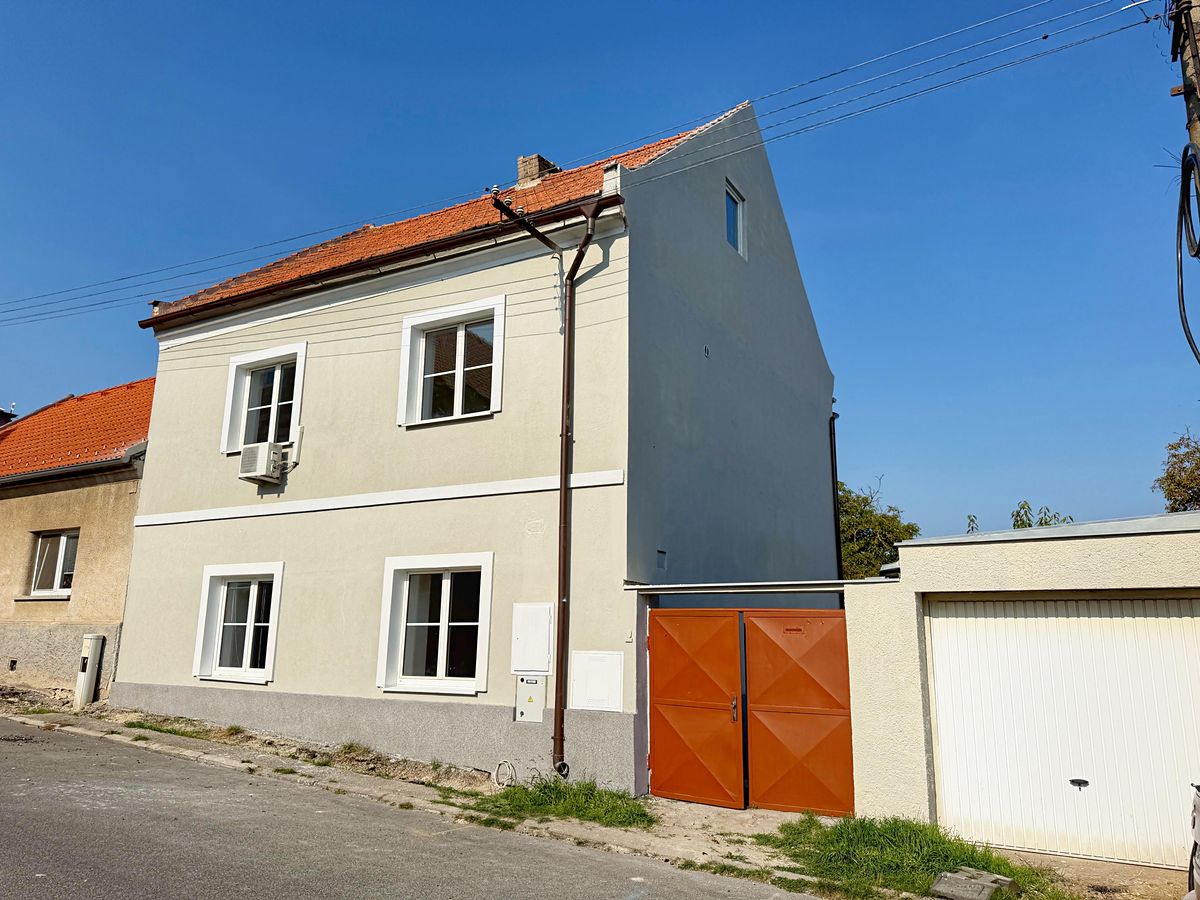 Prodej rodinného domu 152 m², pozemek 374 m²