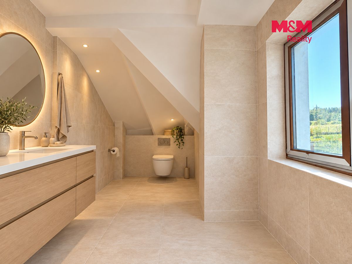 Prodej rodinného domu 253 m², pozemek 1752 m² – fotografie 5