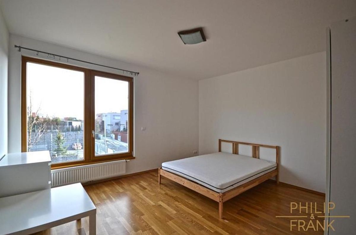 Pronájem bytu 2+kk 56 m² – fotografie 5