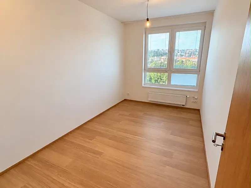 Pronájem bytu 2+kk 49 m², Praha – náhled fotky 3