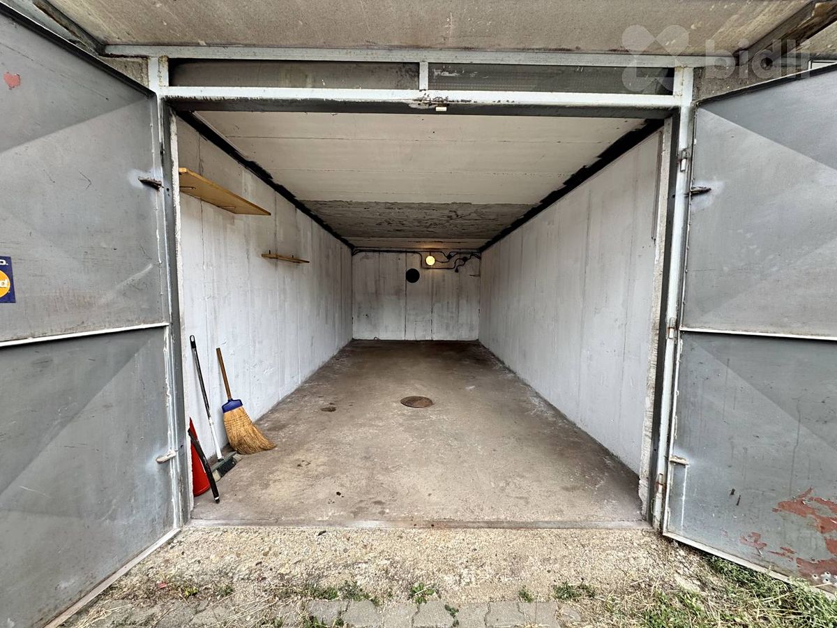 Prodej garáže 20 m² – fotografie 2