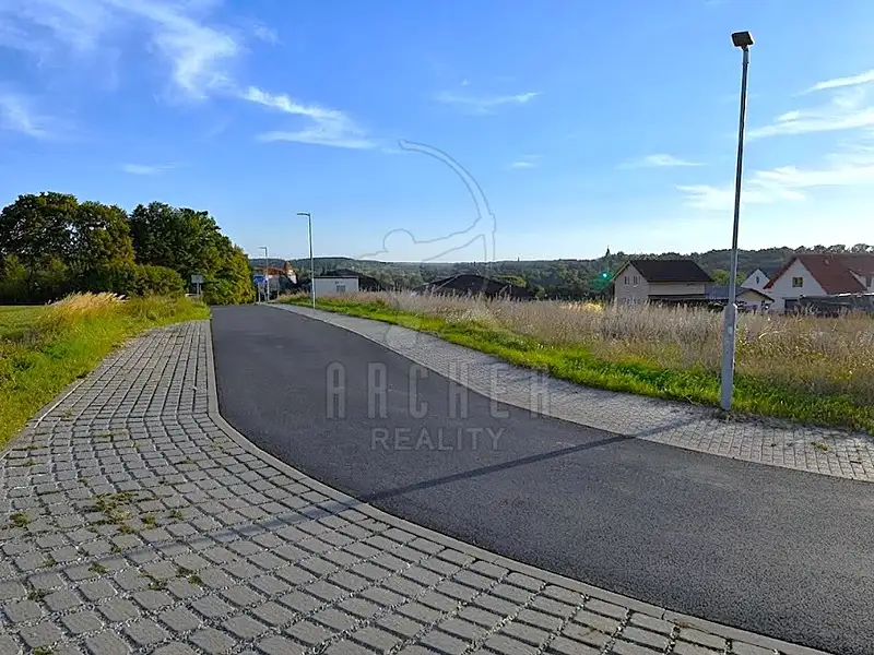 Prodej stavebního pozemku 800 m², Brodce – náhled fotky 2