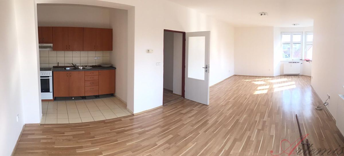 Pronájem bytu 2+kk 89 m²