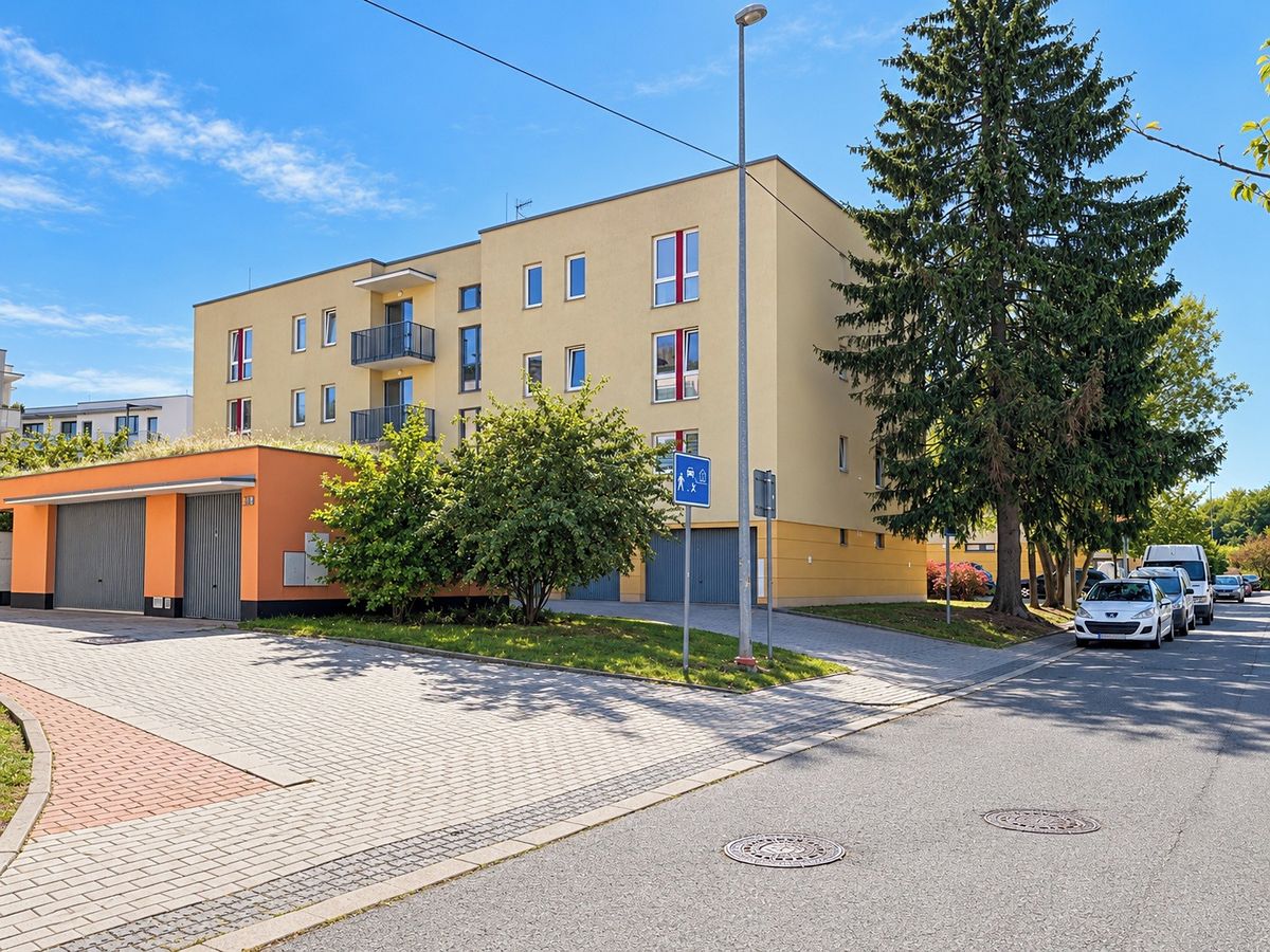 Prodej bytu 2+kk 58 m², Praha – fotka 1 z 3