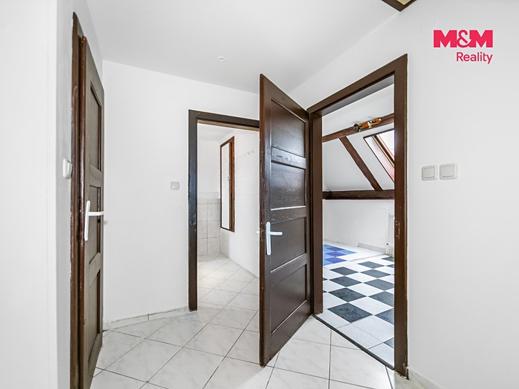 Комерційне приміщення на продаж, 230 м² (16 з 30)