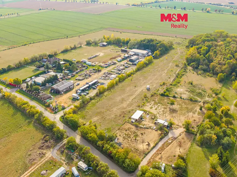 Prodej komerčního pozemku 10265 m², Ořech – náhled fotky 1