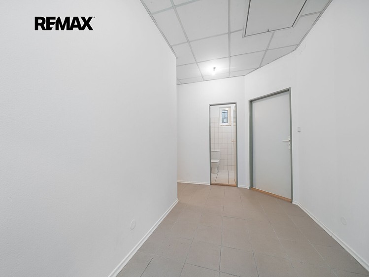 Gewerbefläche zum Kauf, 227 m² (22 von 34)