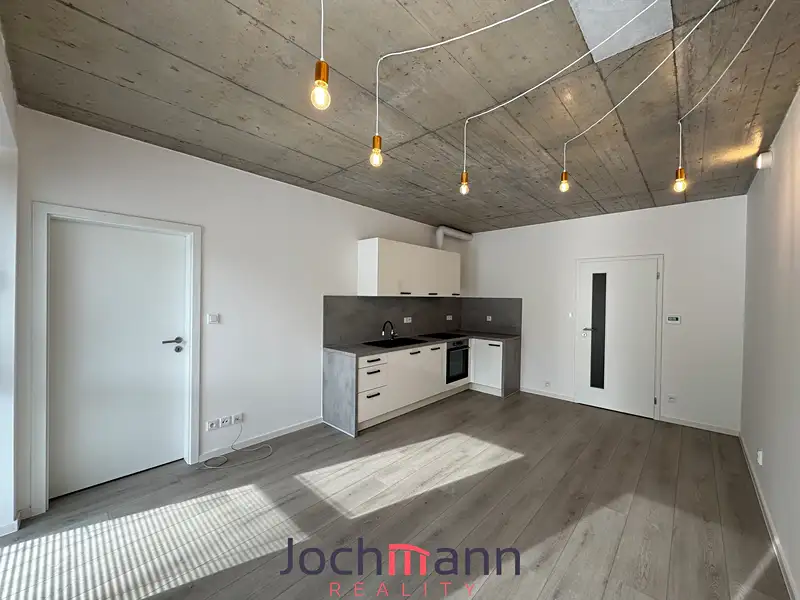 Pronájem bytu 2+kk 42 m², Hluboká nad Vltavou – náhled fotky 2
