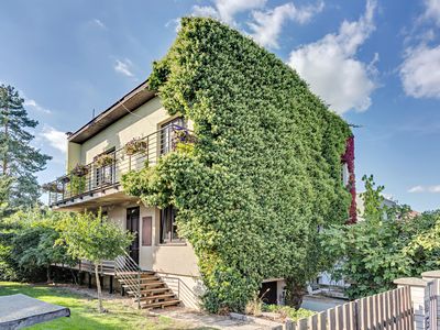 Prodej rodinného domu 288 m², pozemek 800 m²