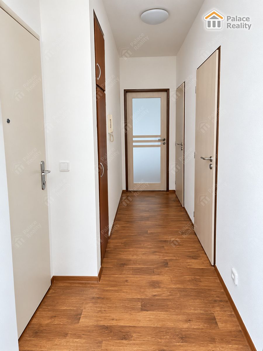 Pronájem bytu 2+1 56 m² – fotografie 5