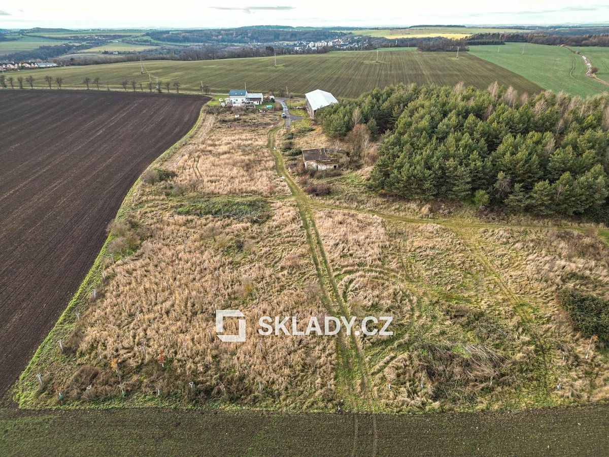 Pronájem komerčního pozemku 8000 m² – fotografie 4