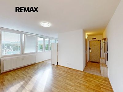 Pronájem bytu 1+kk 27 m²