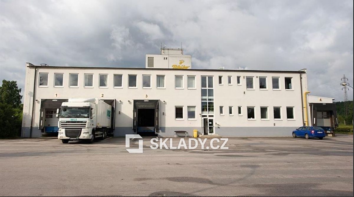 Pronájem skladového prostoru 2000 m²