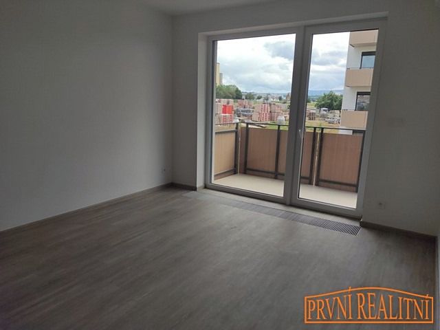 Pronájem bytu 2+kk 51 m² – fotografie 5