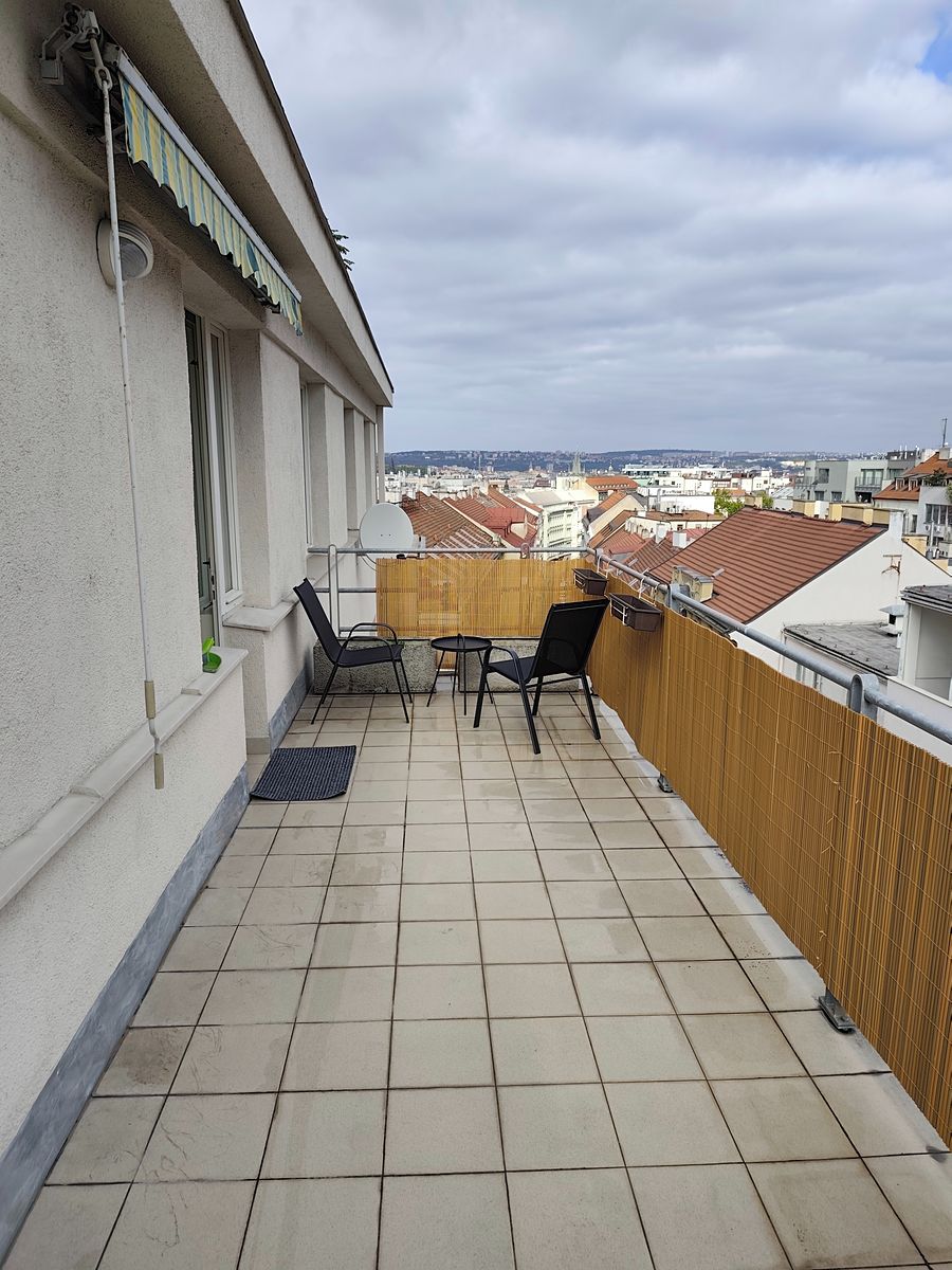 Pronájem bytu 2+kk 46 m² – fotografie 4