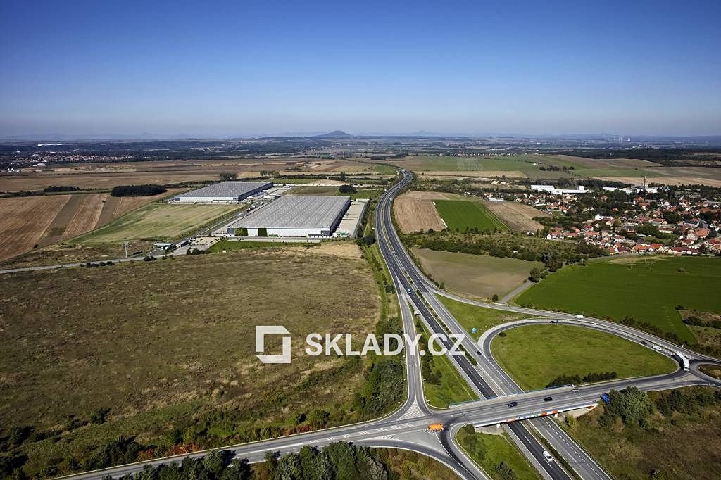 Pronájem skladového prostoru 5600 m² – fotografie 3