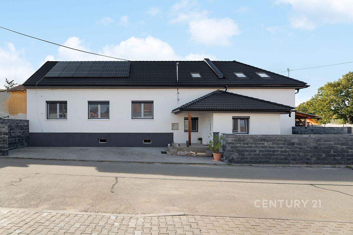 Prodej rodinného domu 173 m², pozemek 647 m²