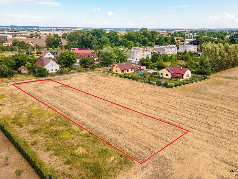 Prodej stavebního pozemku 1477 m², Dašice – náhled fotky 2