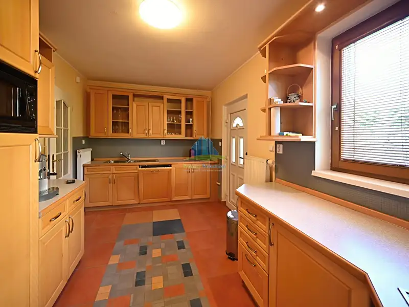 Prodej rodinného domu 135 m², pozemek 766 m², Františkovy Lázně – náhled fotky 2