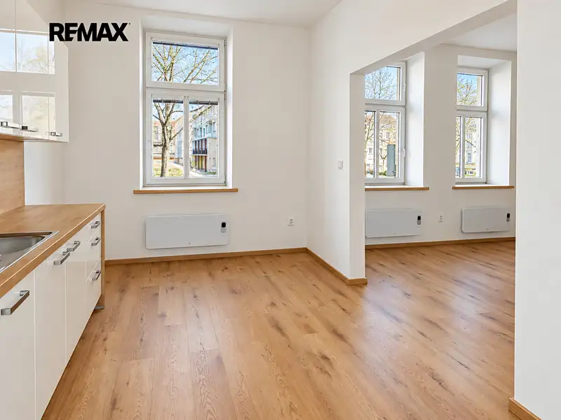 Pronájem bytu 2+kk 40 m², České Budějovice – náhled fotky 3