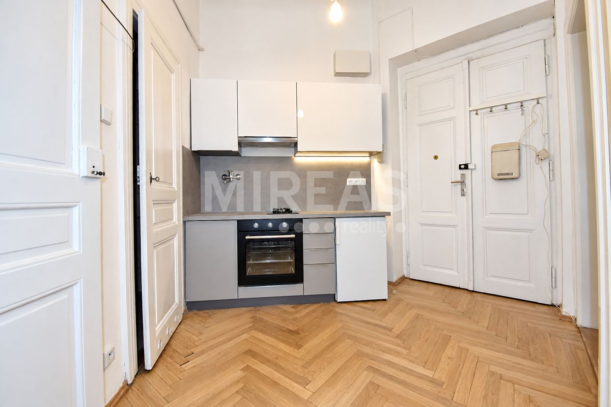 Pronájem bytu 2+kk 46 m² – fotografie 4
