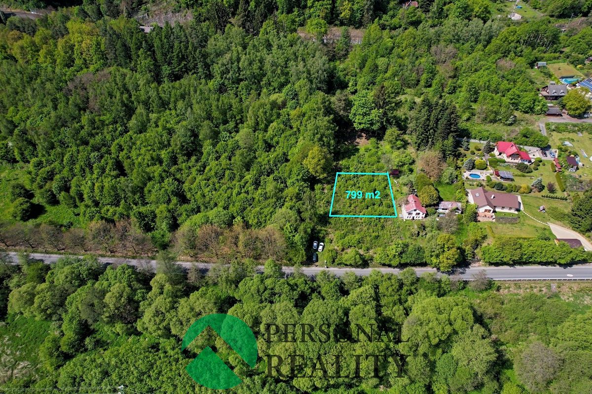 Prodej stavebního pozemku 799 m² – fotografie 2