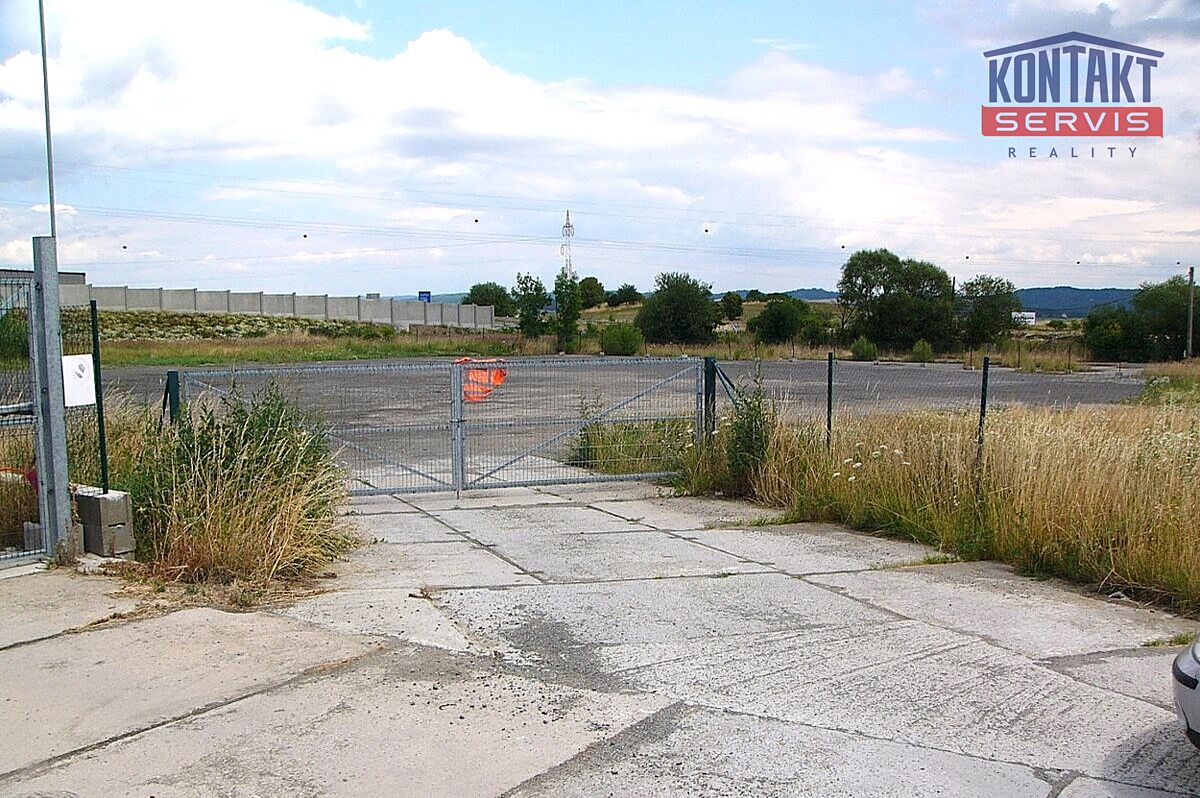 Pronájem komerčního pozemku 8946 m² – fotografie 2