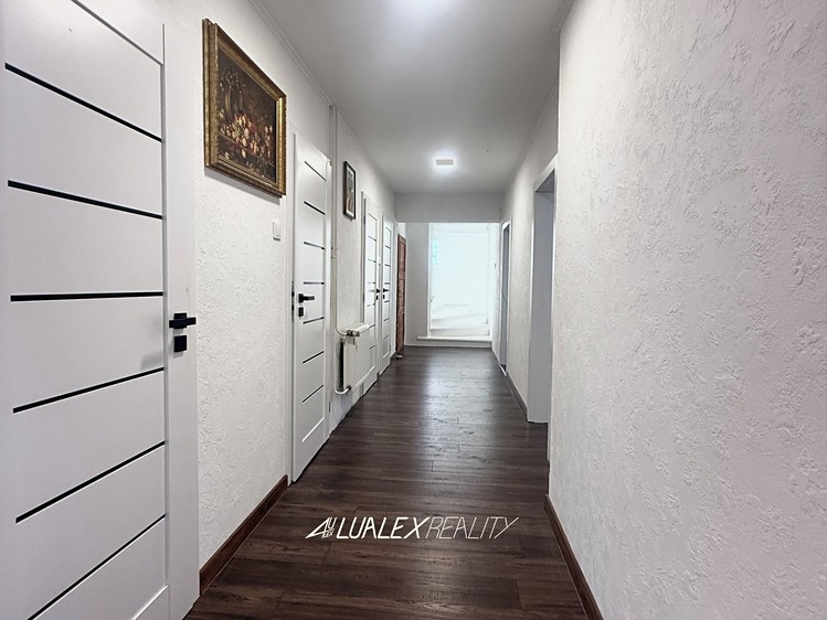 Будинок на продаж, 270 м² (5 з 24)