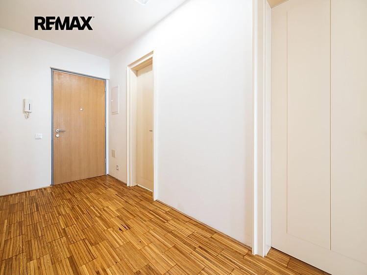 Квартира 2+kk в оренду, 73 м² (12 з 18)
