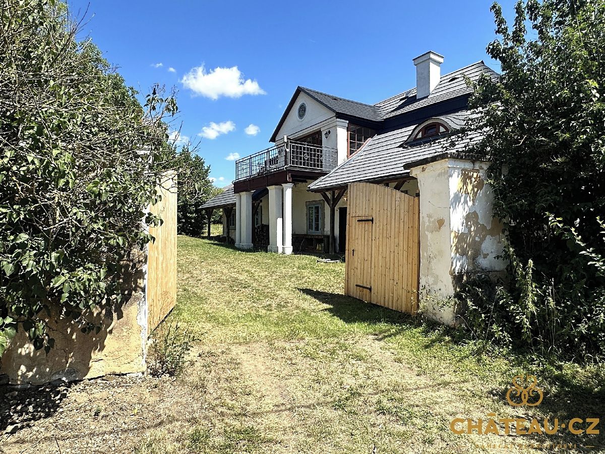 Prodej památky 300 m², pozemek 4906 m² – fotografie 3